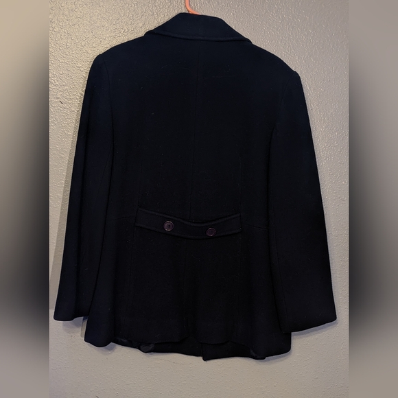 Coat - Picture 2 of 2